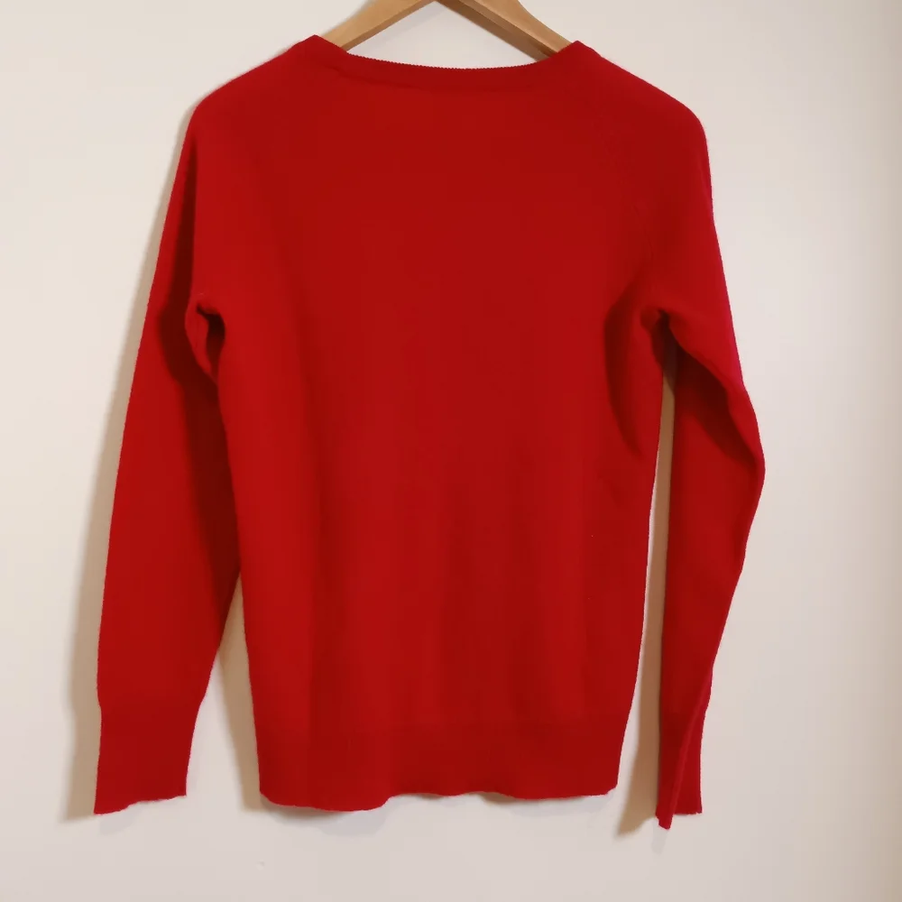 Halogen Classic Red Cashmere Crew Neck Sweater Size Medium